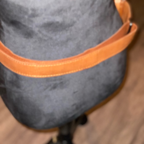 Spikes & Sparrow Belt Pouch. - Picture 2 of 6